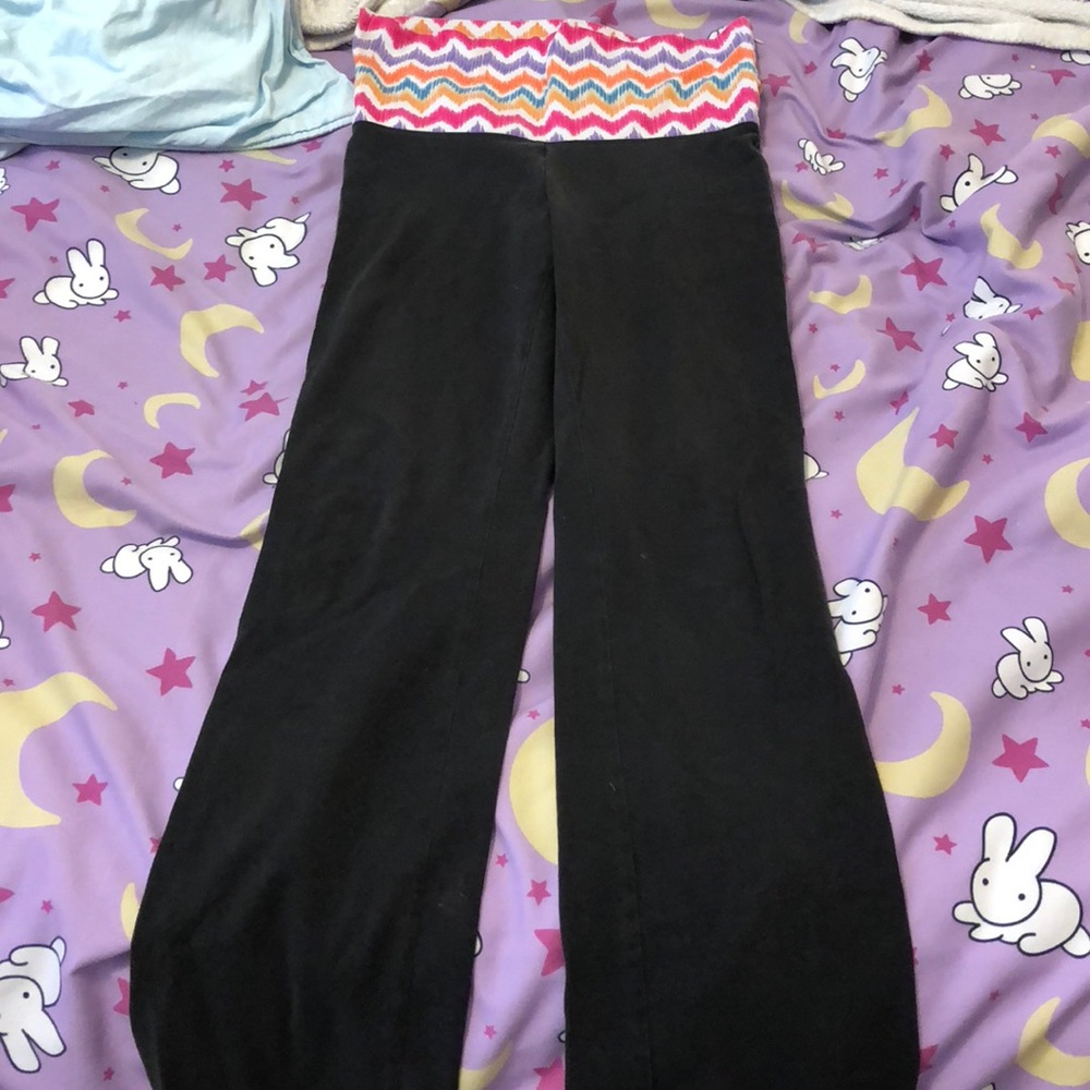 Pink brand yoga pants